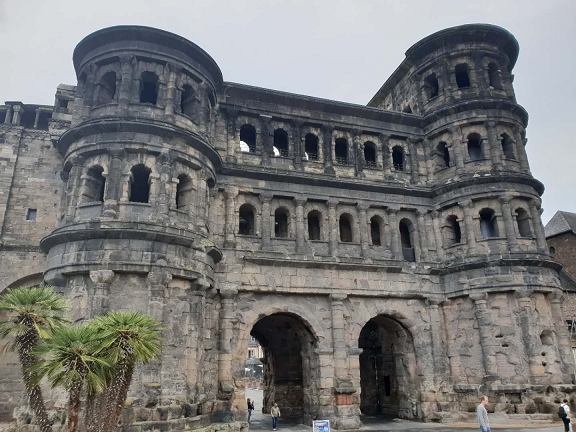 图片2.png 图片2.png