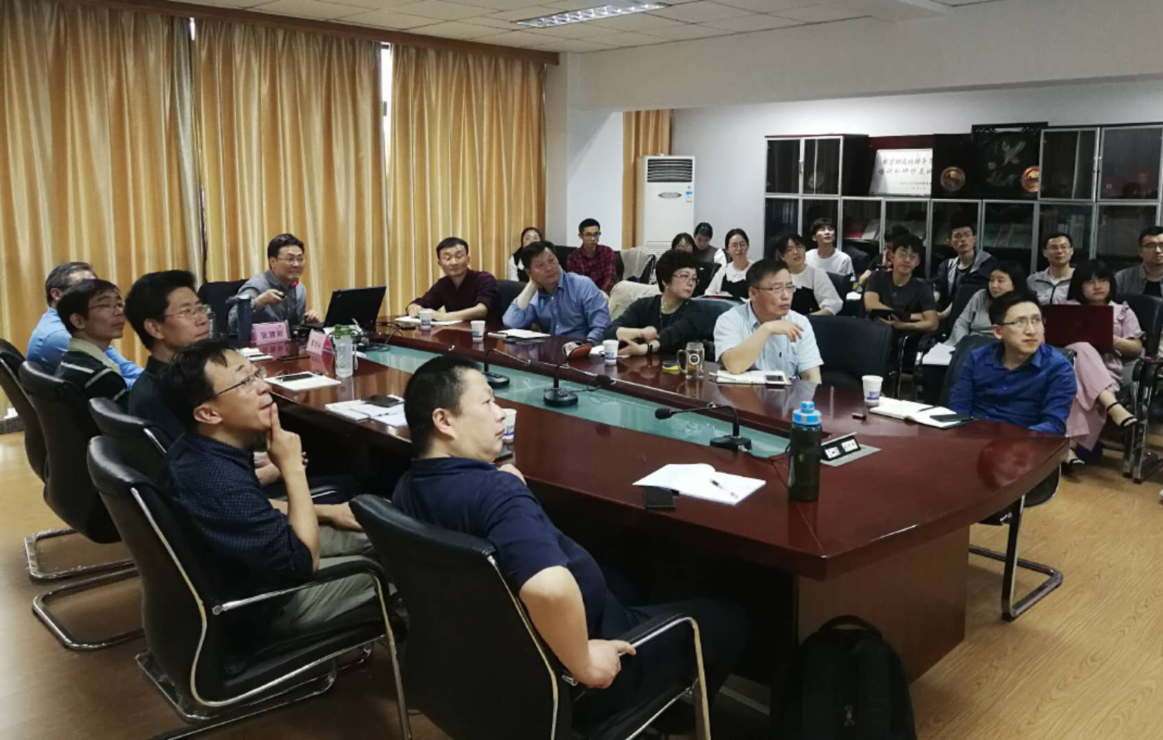 图片2.png 图片2.png